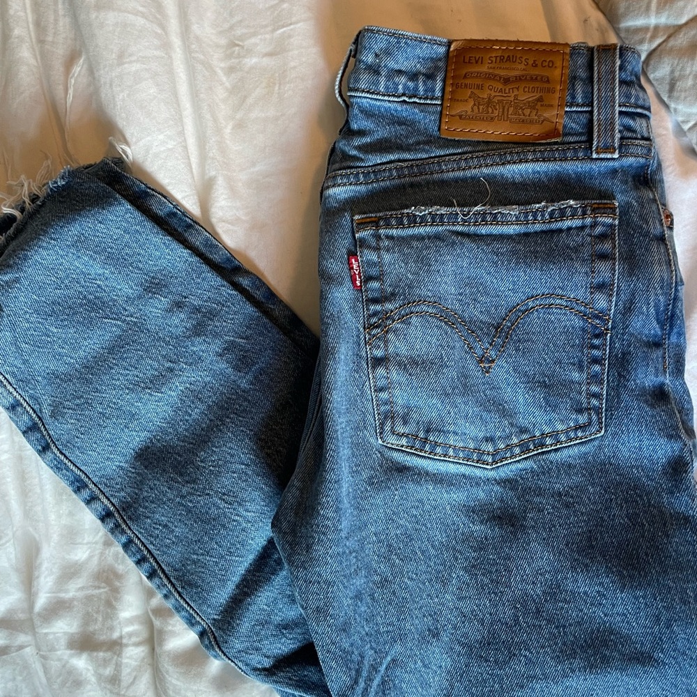 Levi’s wedgie